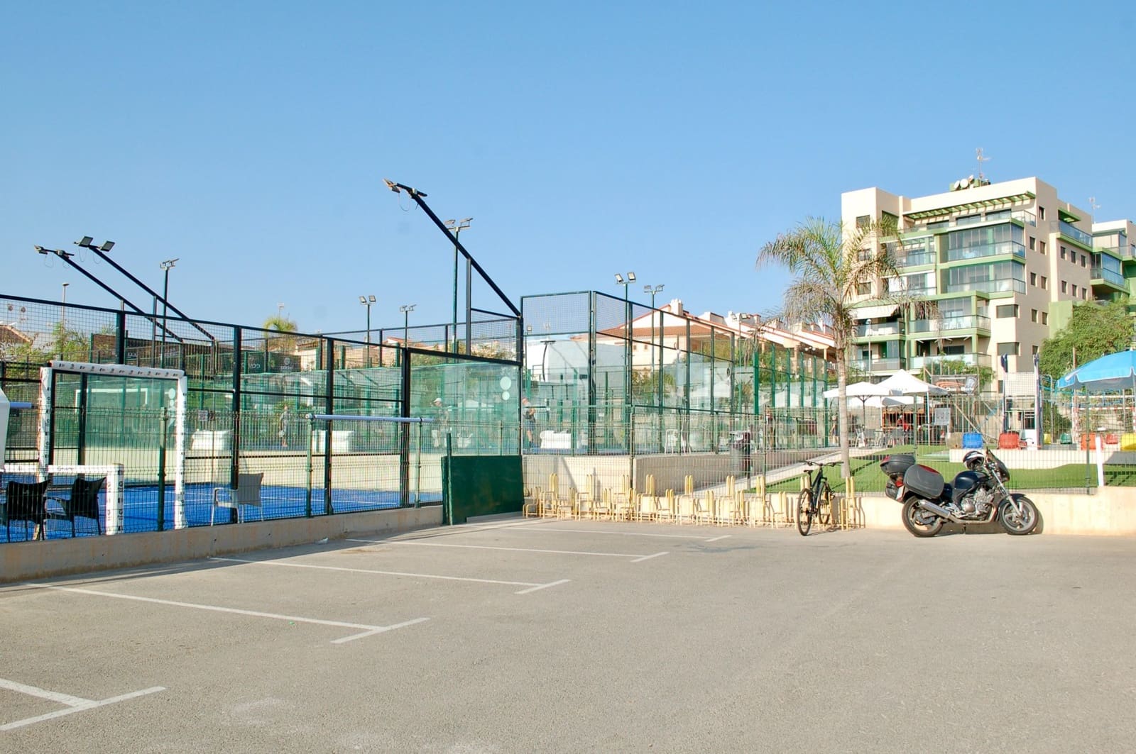 Bungalow de 2 habitaciones en Pilar de la Horadada en venta con piscina - 299.000 € (Ref: 10156787)