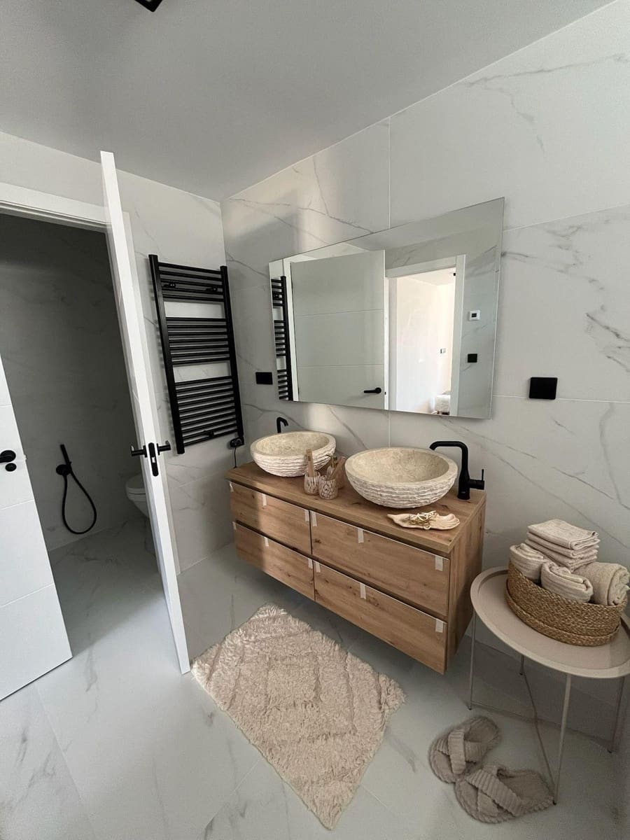 4 bedroom Villa for sale in Altea with pool - € 790,000 (Ref: 9275740)