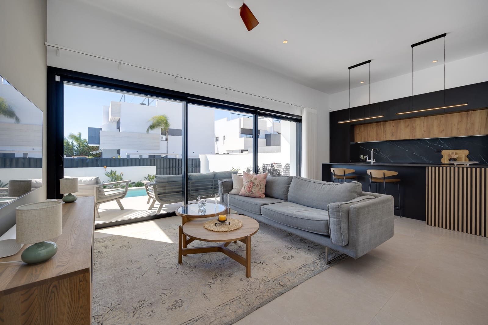 3 chambre Bungalow à vendre à Pilar de la Horadada avec piscine - 399 000 € (Ref: 9547357)