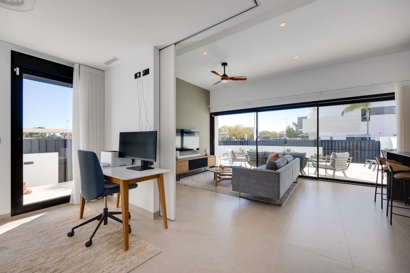 3 chambre Bungalow à vendre à Pilar de la Horadada avec piscine - 399 000 € (Ref: 9547357)