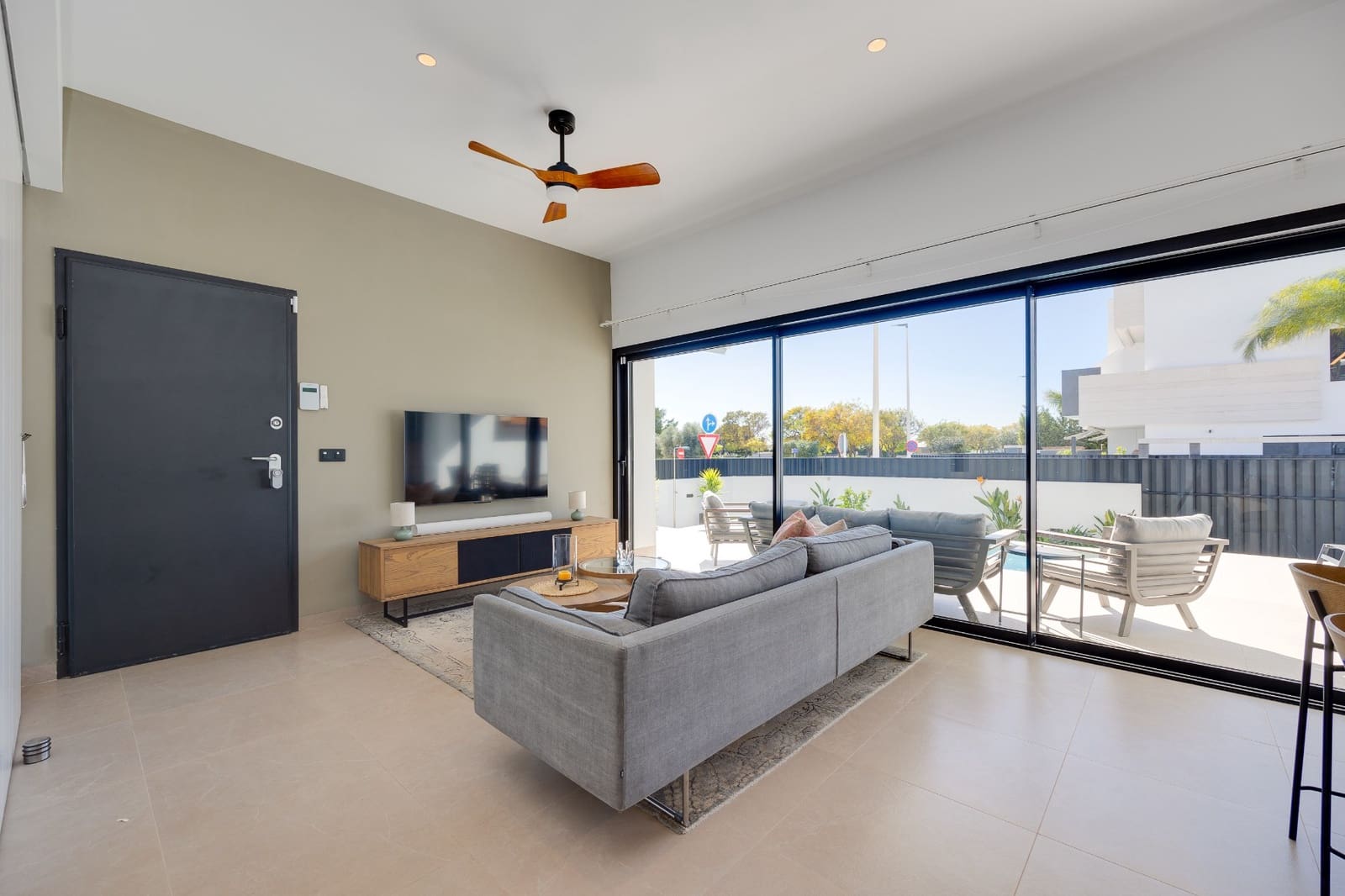 3 chambre Bungalow à vendre à Pilar de la Horadada avec piscine - 399 000 € (Ref: 9547357)