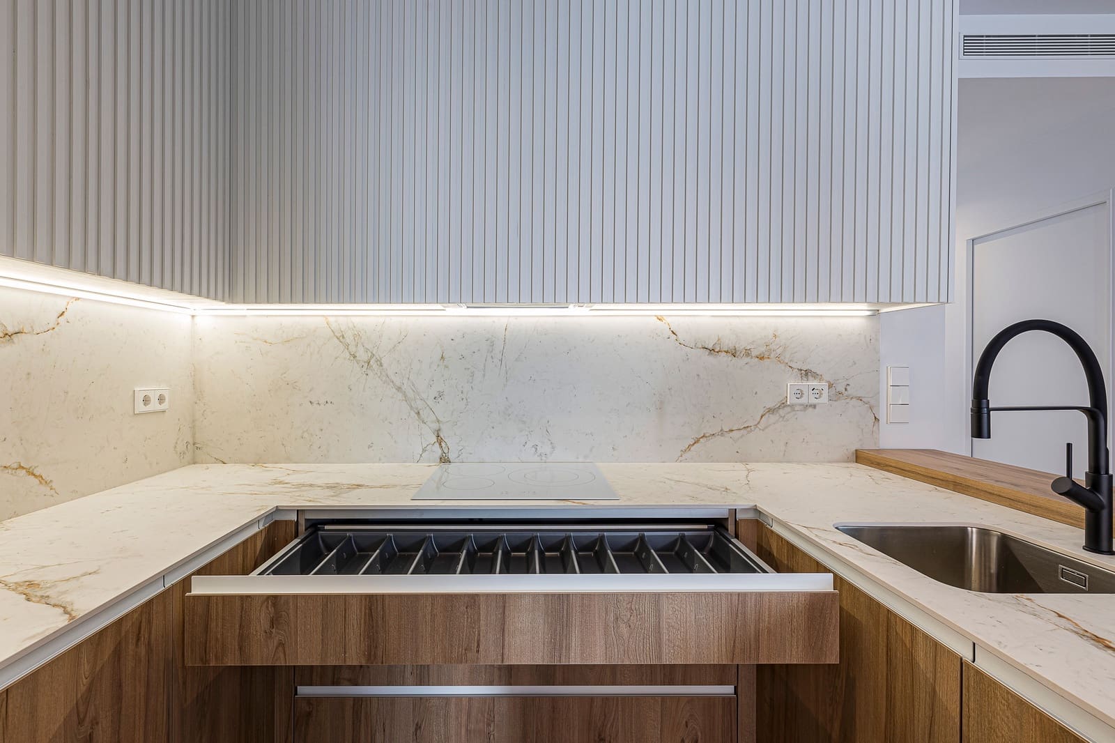 2 makuuhuone Huoneisto myytävänä paikassa Los Cuarteros mukana uima-altaan - 299 950 € (Ref: 9642344)