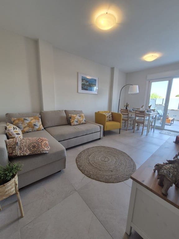 2 makuuhuone Huoneisto myytävänä paikassa San Pedro del Pinatar mukana uima-altaan - 170 000 € (Ref: 9758041)