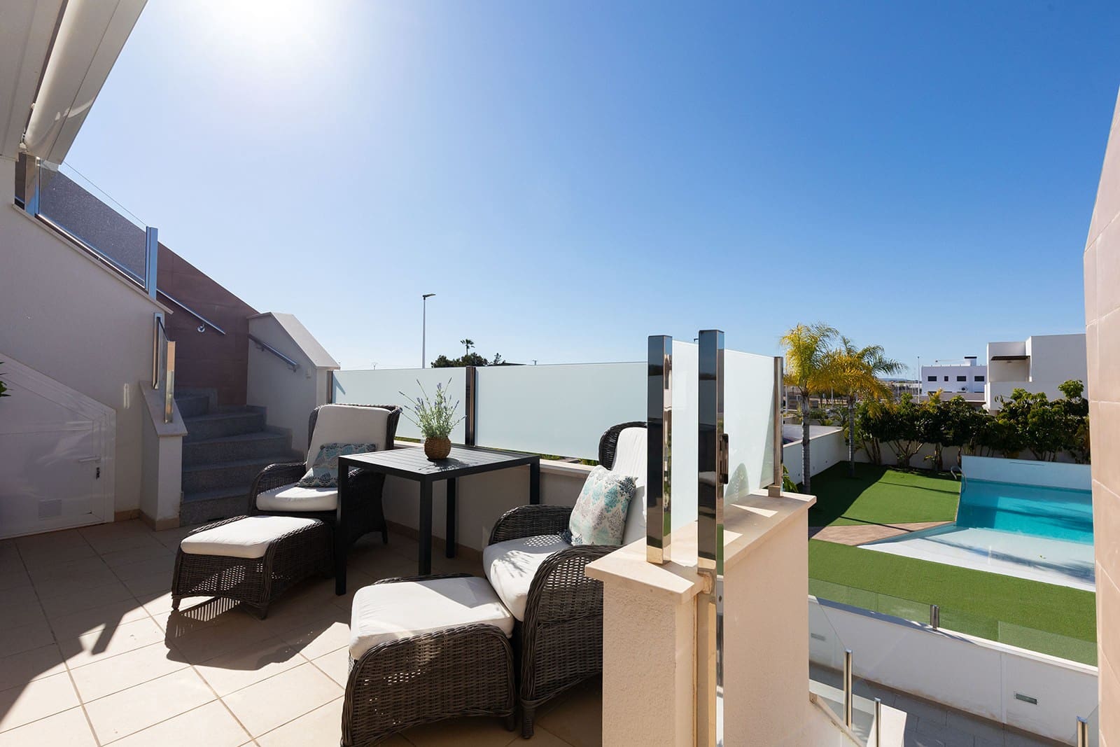 2 bedroom Penthouse for sale in Pilar de la Horadada with pool - € 275,000 (Ref: 9758136)