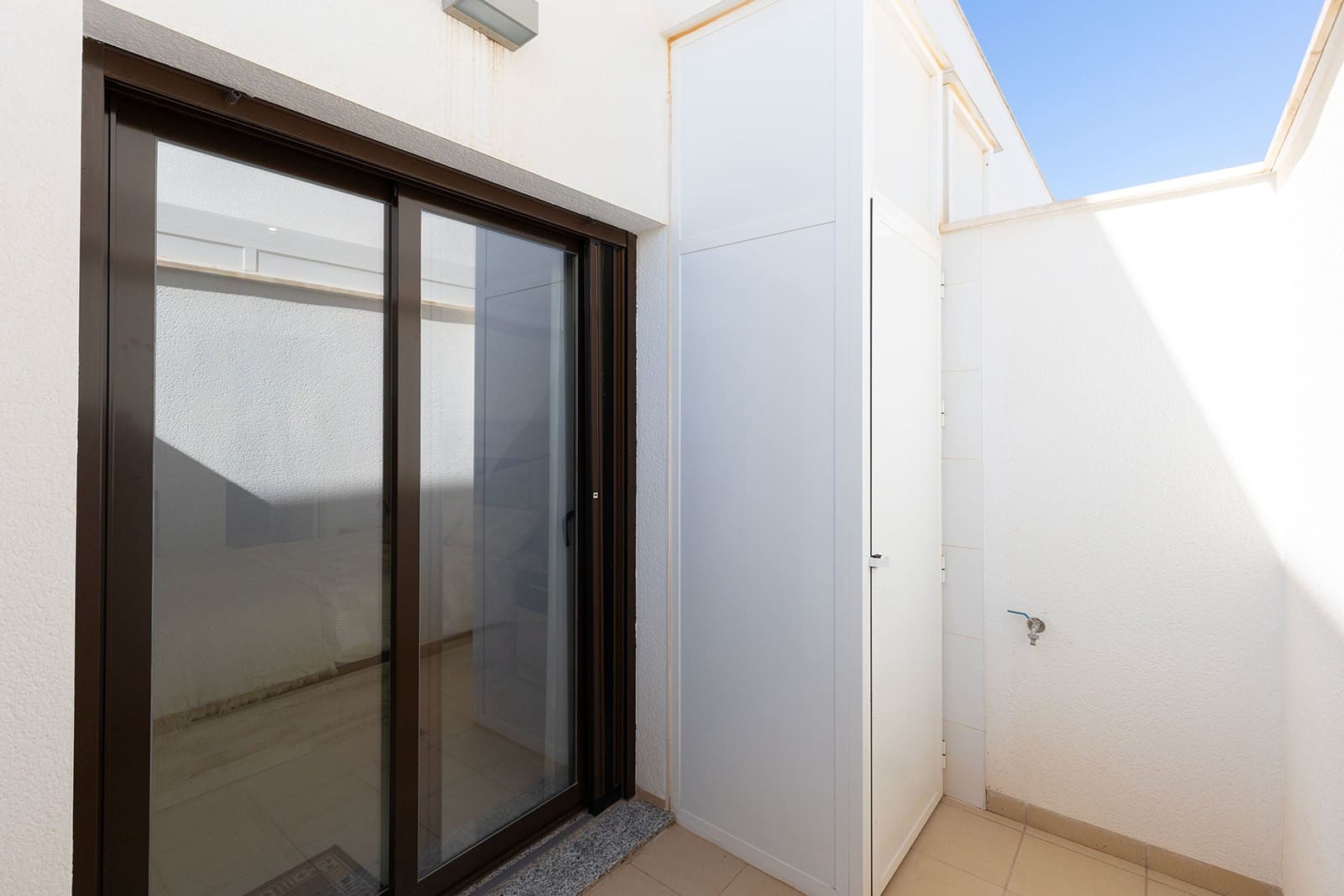 2 bedroom Penthouse for sale in Pilar de la Horadada with pool - € 275,000 (Ref: 9758136)