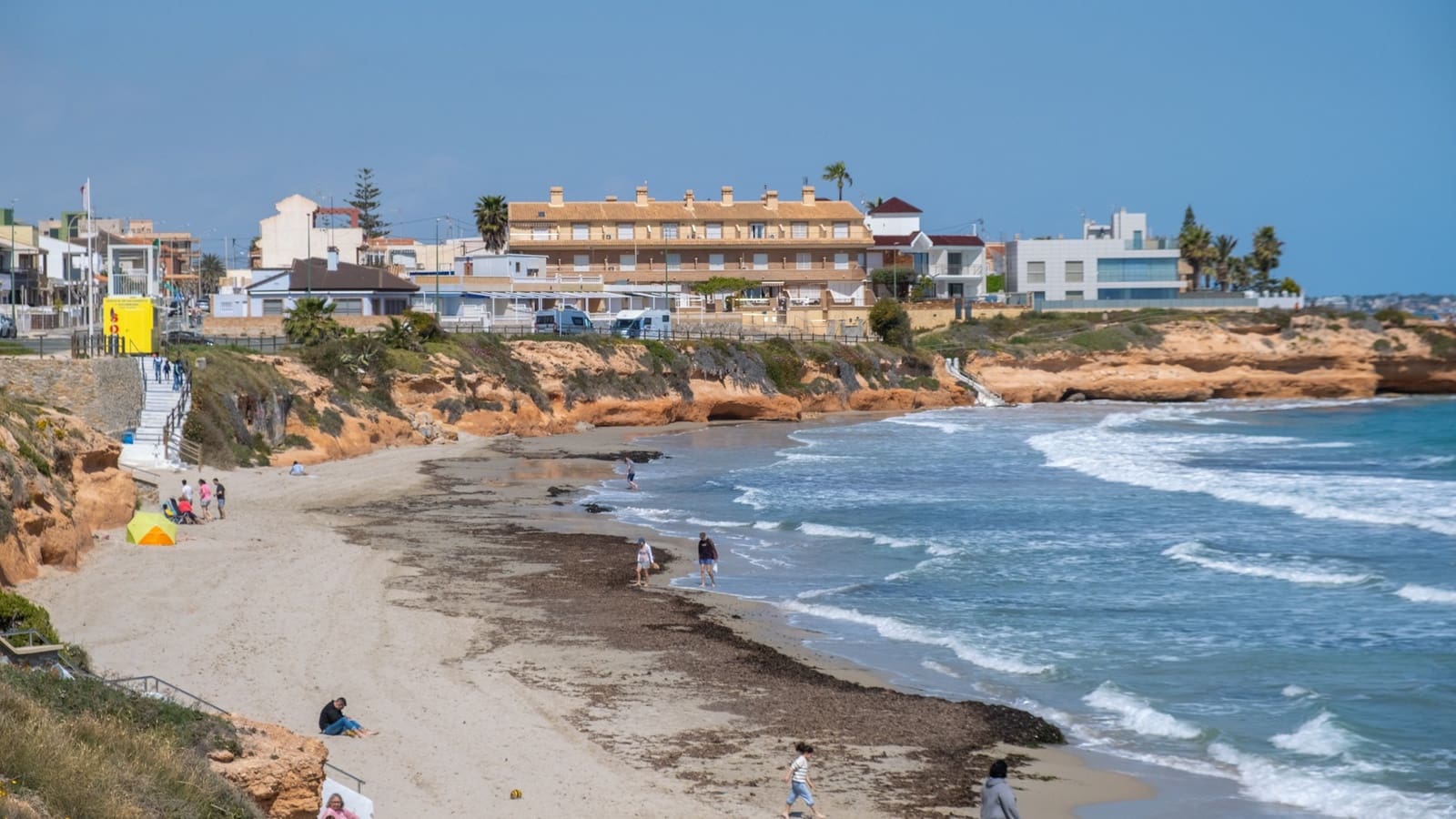 2 bedroom Apartment for sale in Torre de la Horadada - € 165,000 (Ref: 9777631)