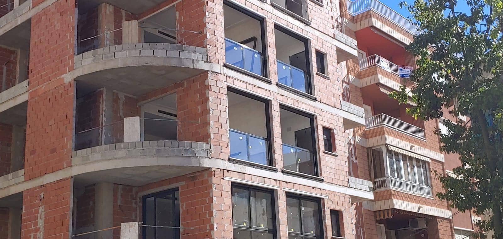 Apartamento de 2 habitaciones en Torrevieja en venta - 280.000 € (Ref: 9819312)