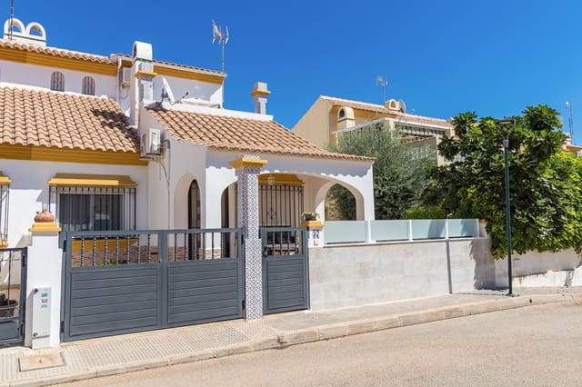 Pareado de 3 habitaciones en La Zenia, Orihuela en venta con piscina - 312.000 € (Ref: 9819314)