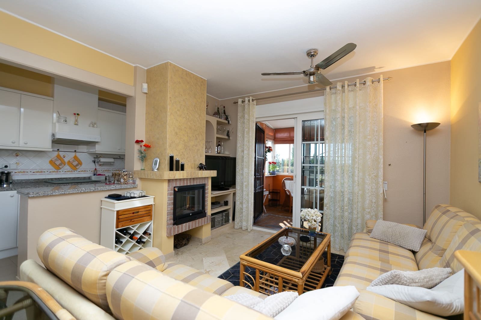 2 makuuhuone Huoneisto myytävänä paikassa Playa Flamenca mukana uima-altaan - 210 000 € (Ref: 9819317)