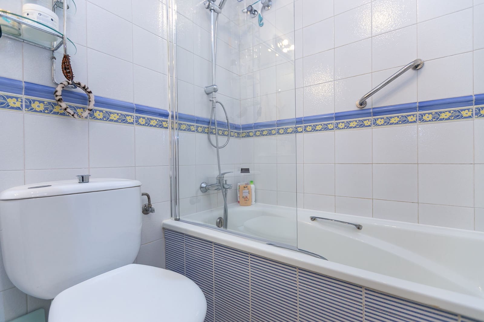 2 makuuhuone Huoneisto myytävänä paikassa Playa Flamenca mukana uima-altaan - 210 000 € (Ref: 9819317)