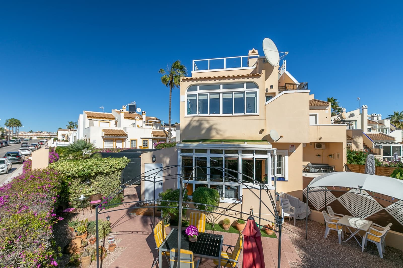 2 makuuhuone Huoneisto myytävänä paikassa Playa Flamenca mukana uima-altaan - 210 000 € (Ref: 9819317)