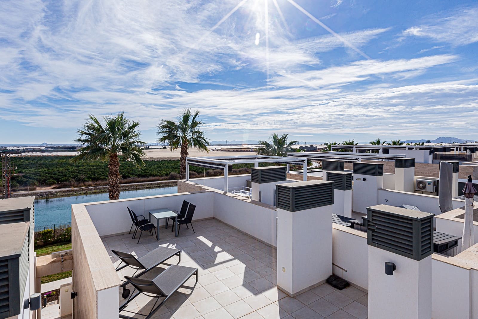 2 soveværelse Penthouse til salg i Pilar de la Horadada med swimmingpool - € 199.900 (Ref: 9819318)