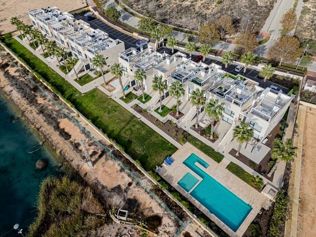 Ático de 2 habitaciones en Pinar de Campoverde, Pilar de la Horadada en venta con piscina - 199.900 € (Ref: 9819318)