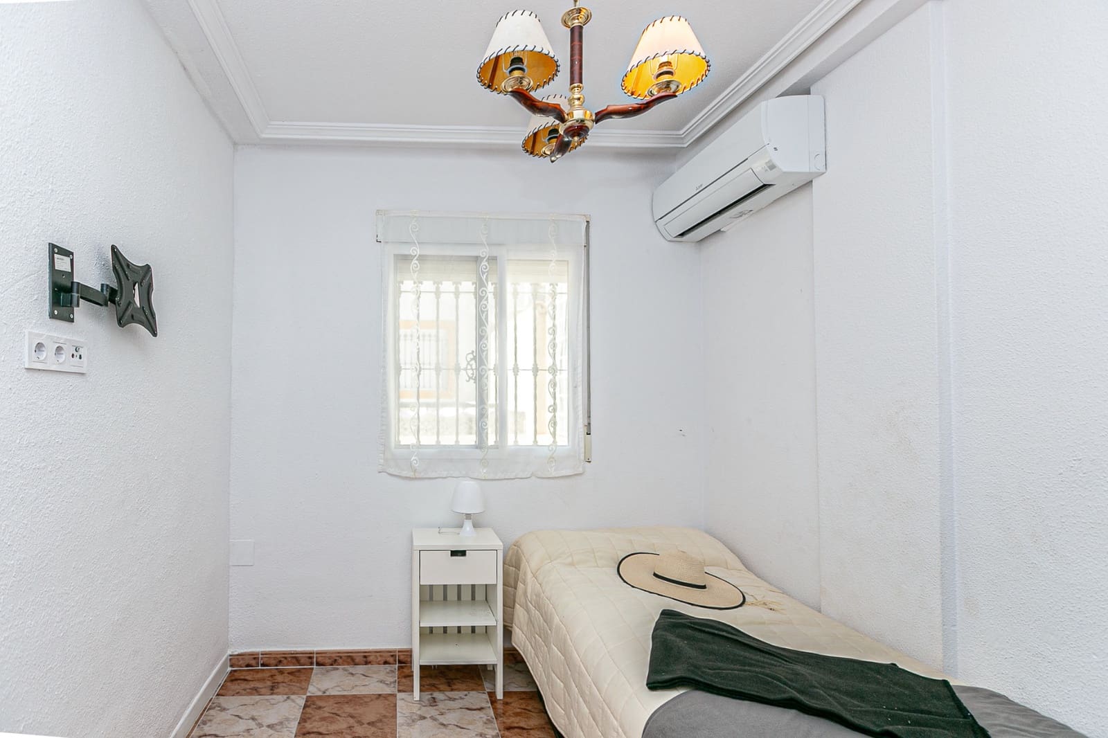 3 sovrum Hus till salu i Playa Flamenca med pool - 224 500 € (Ref: 9819322)