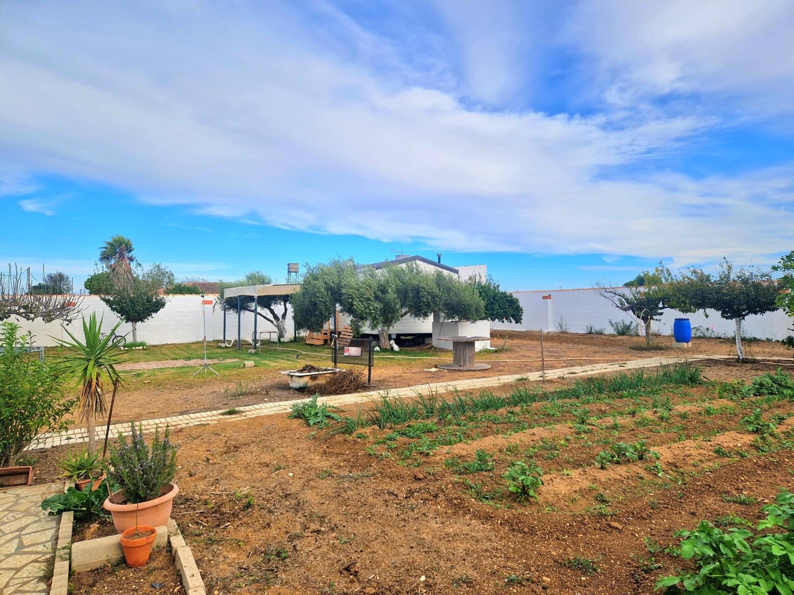 2 slaapkamer Finca/Landhuis te koop in Chiclana de la Frontera - € 115.000 (Ref: 9622672)