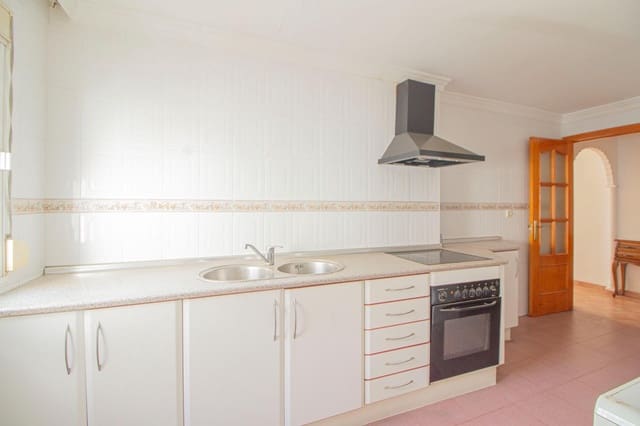 3 bedroom Flat for sale in Chiclana de la Frontera - € 139,990 (Ref: 9622678)