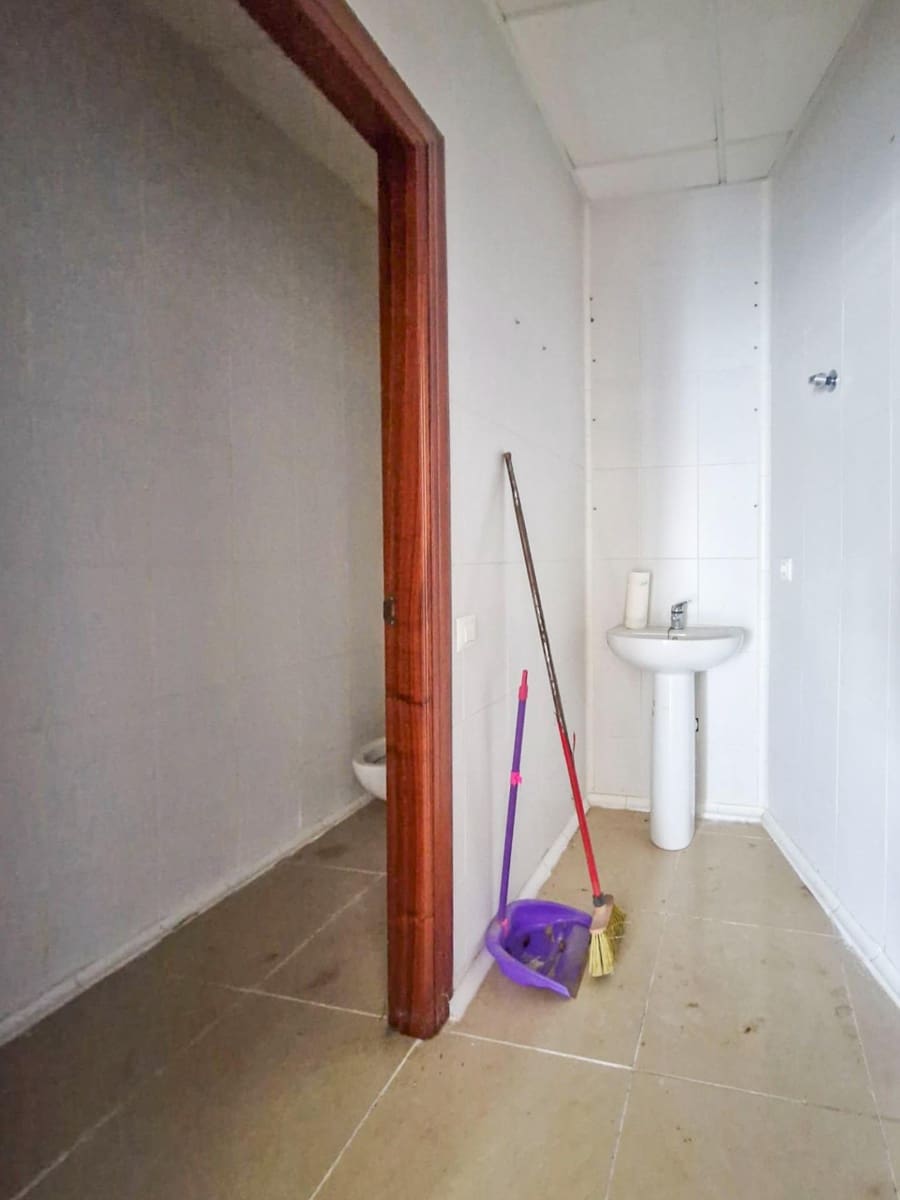 Erhverv til salg i Medina-Sidonia - € 85.000 (Ref: 9622679)