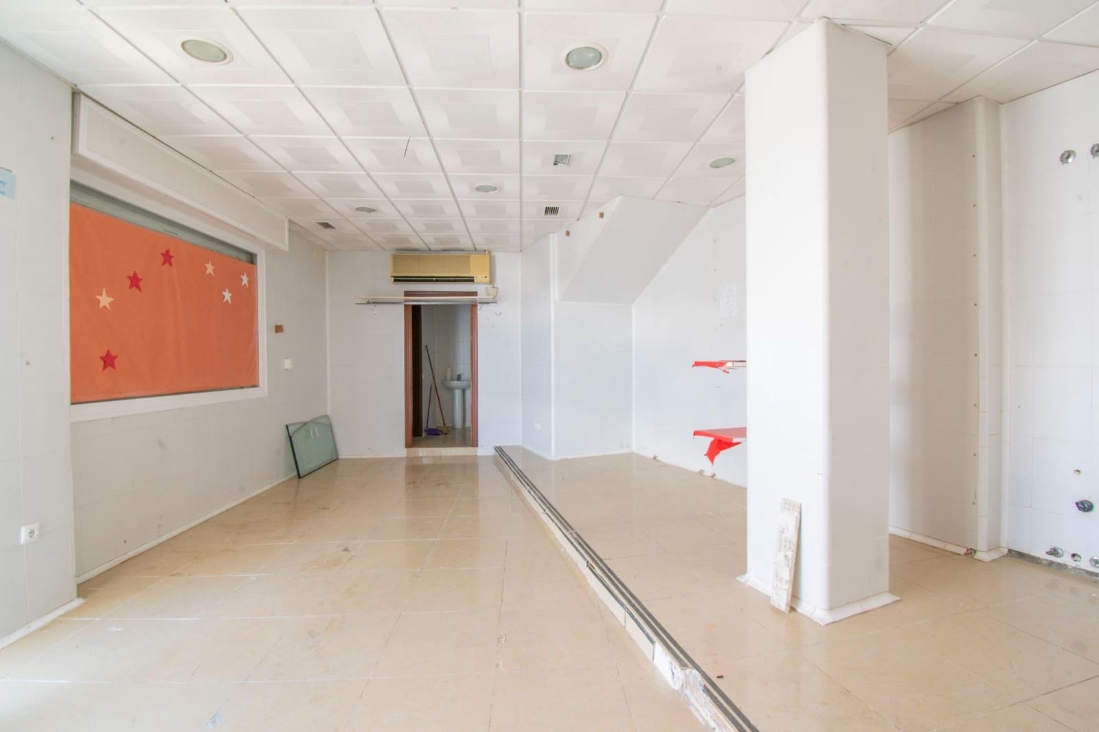 Erhverv til salg i Medina-Sidonia - € 85.000 (Ref: 9622679)