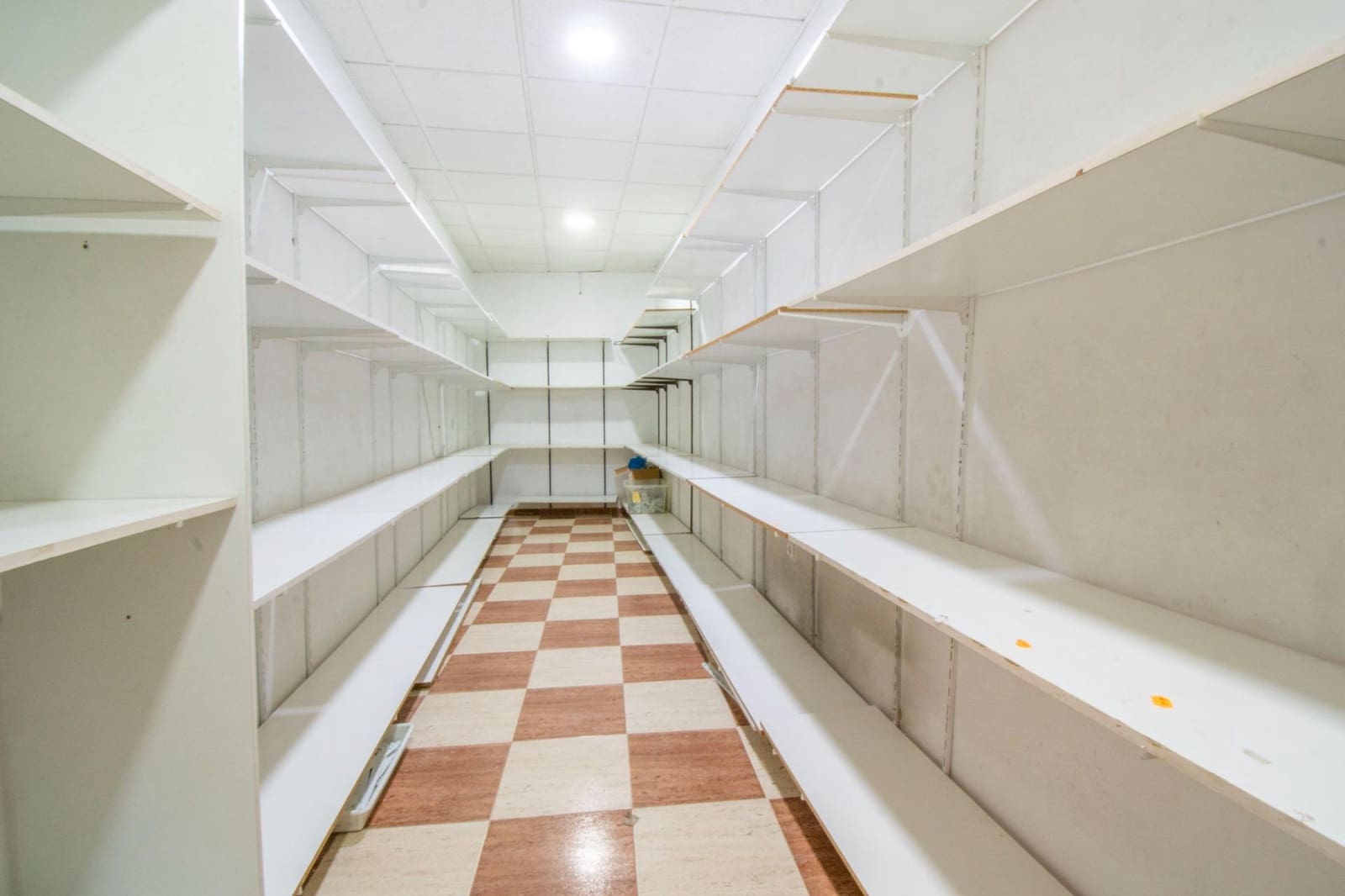 1 bedroom Commercial for sale in Medina-Sidonia - € 199,900 (Ref: 9622680)