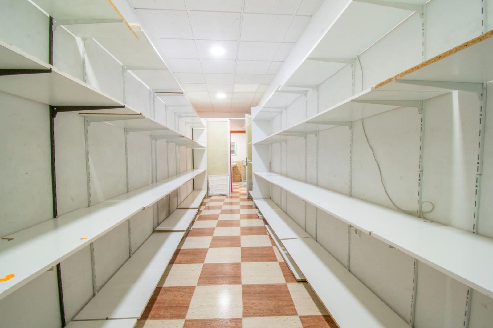 1 bedroom Commercial for sale in Medina-Sidonia - € 199,900 (Ref: 9622680)