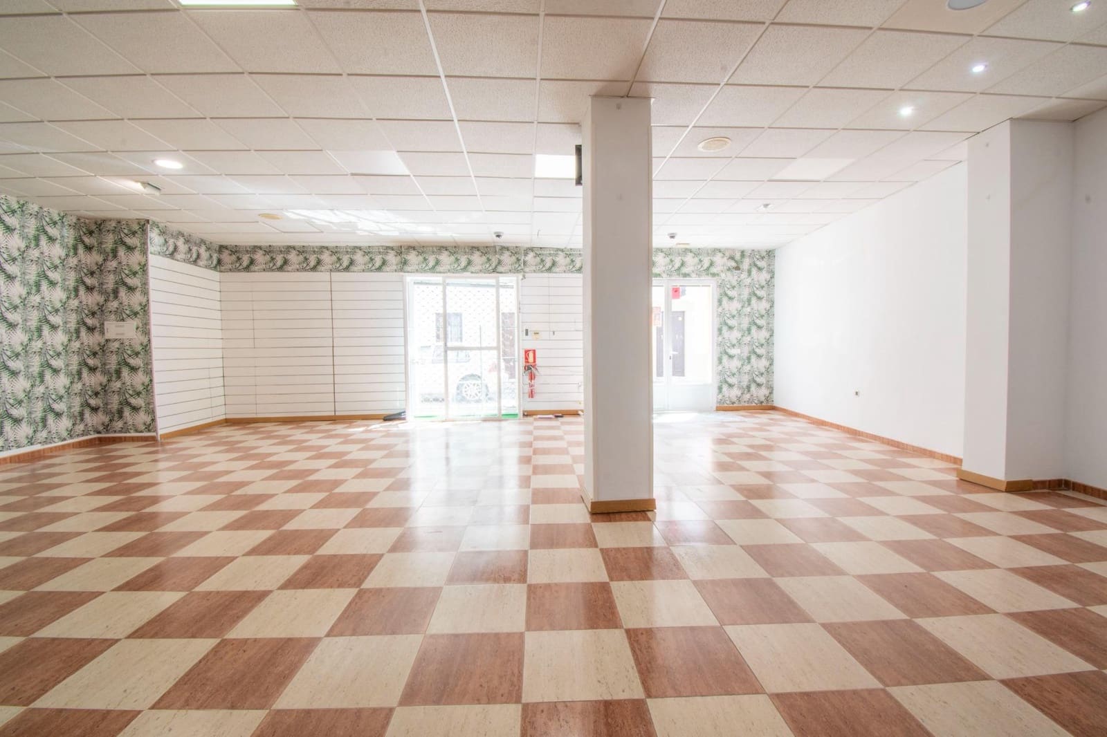 1 bedroom Commercial for sale in Medina-Sidonia - € 199,900 (Ref: 9622680)