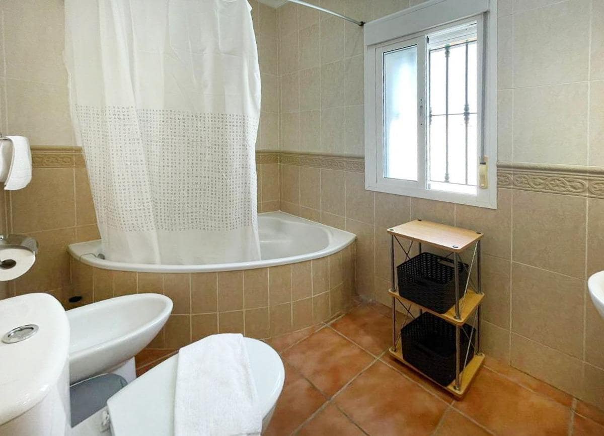 3 sovrum Villa till salu i Novo Sancti Petri med pool garage - 320 000 € (Ref: 9622684)