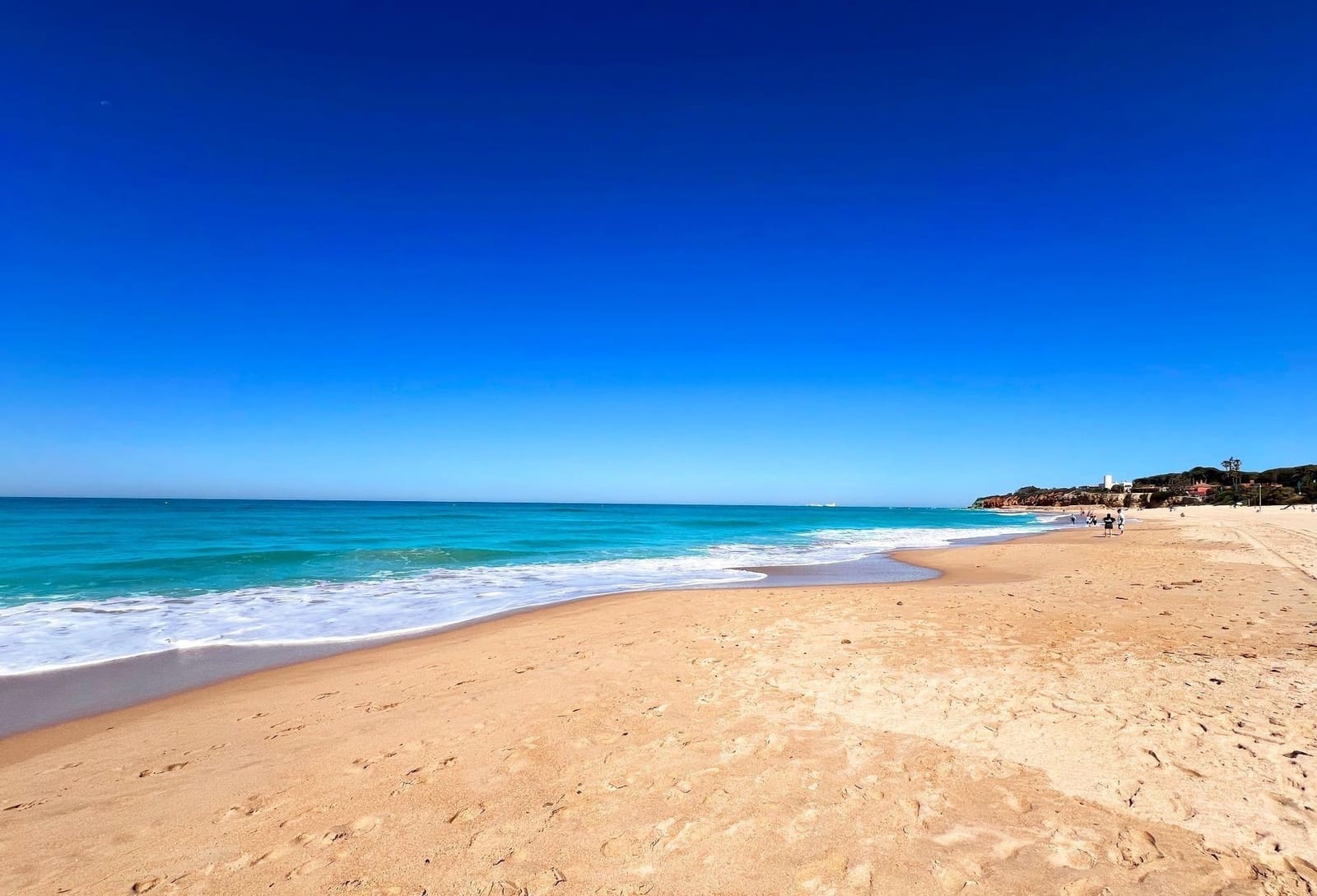 Chalet de 3 habitaciones en La Barrosa en venta - 699.990 € (Ref: 9622687)