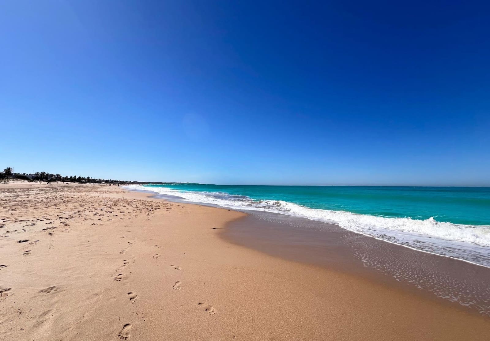 Chalet de 3 habitaciones en La Barrosa en venta - 699.990 € (Ref: 9622687)