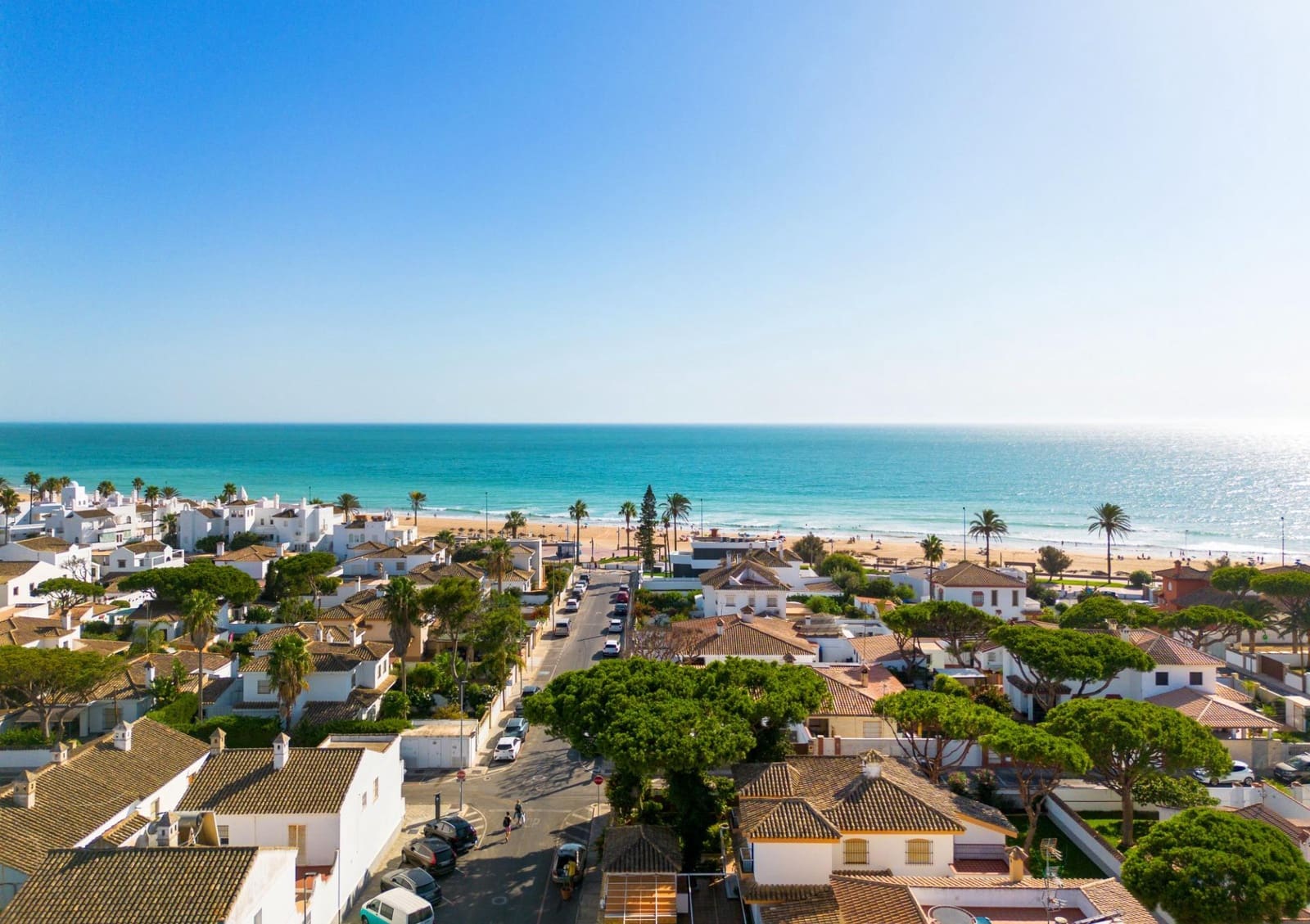 Chalet de 3 habitaciones en La Barrosa en venta - 699.990 € (Ref: 9622687)