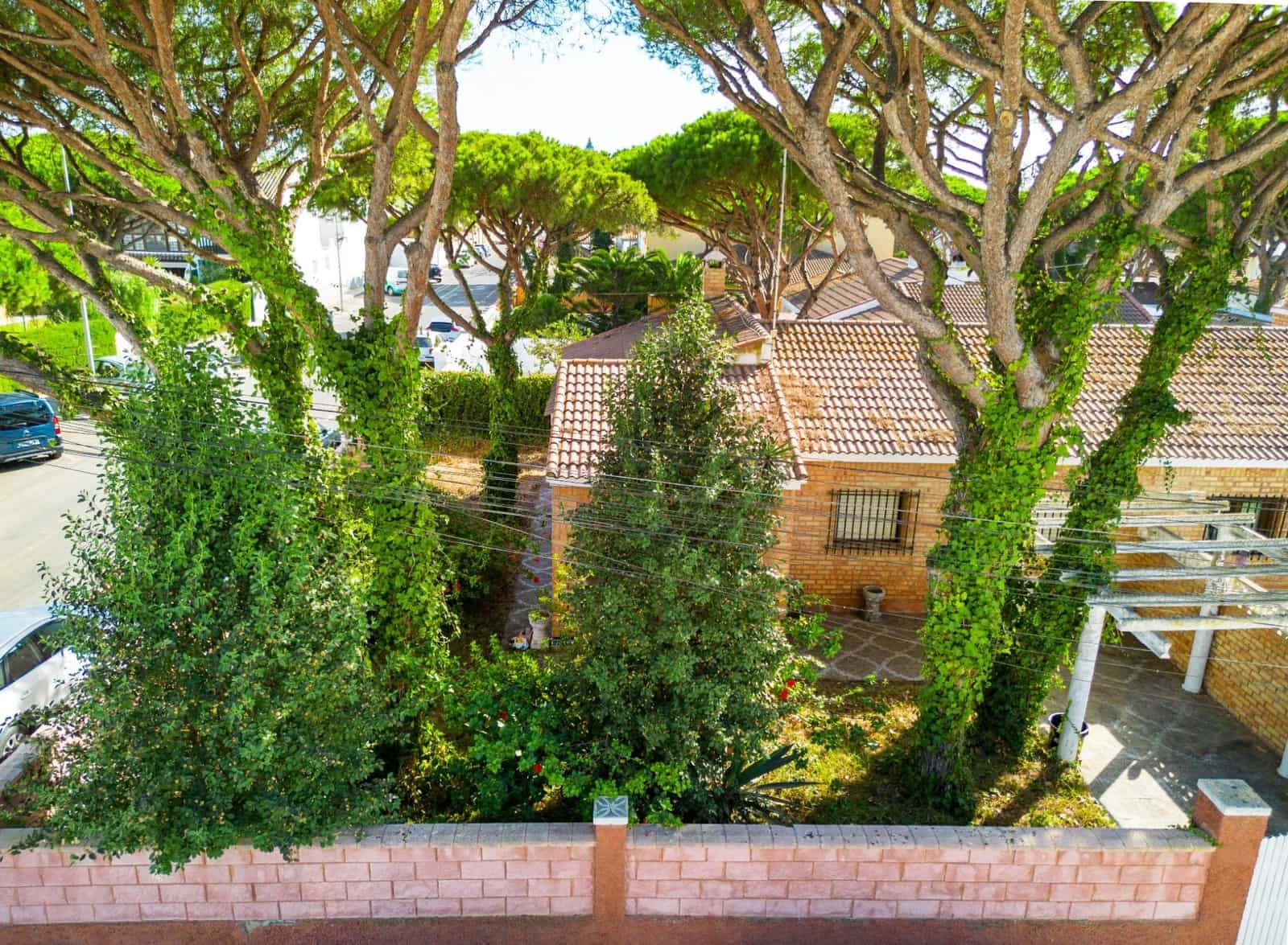 Chalet de 3 habitaciones en La Barrosa en venta - 699.990 € (Ref: 9622687)