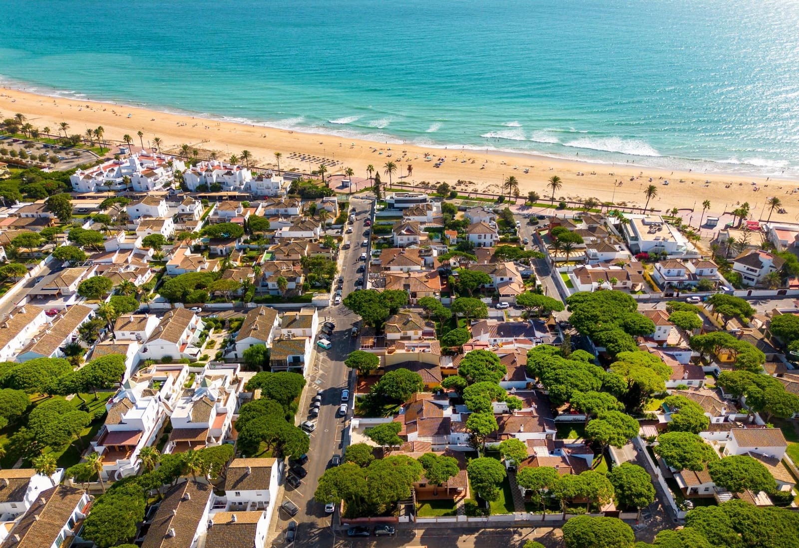 Chalet de 3 habitaciones en La Barrosa en venta - 699.990 € (Ref: 9622687)