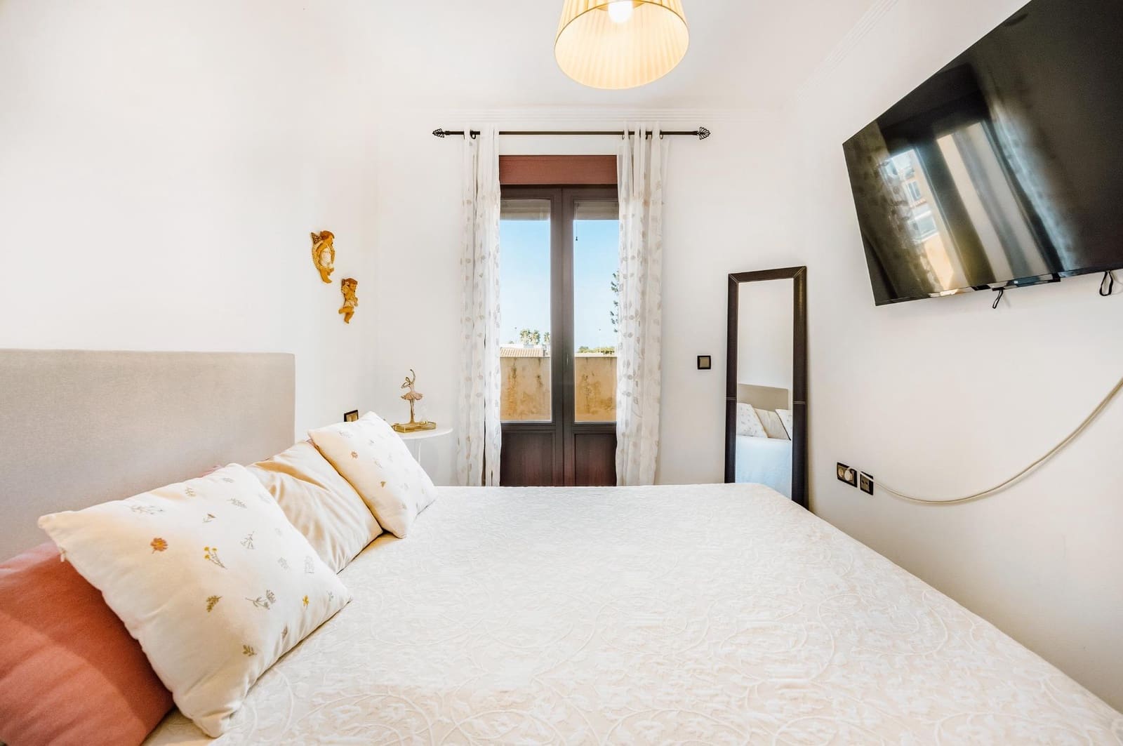 5 soverom Villa til salgs i Chiclana de la Frontera med svømmebasseng garasje - € 630 000 (Ref: 9622688)