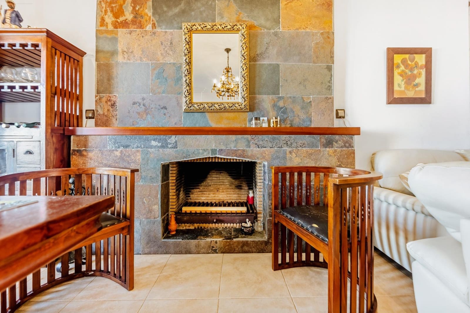 5 bedroom Villa for sale in Chiclana de la Frontera with pool garage - € 630,000 (Ref: 9622688)