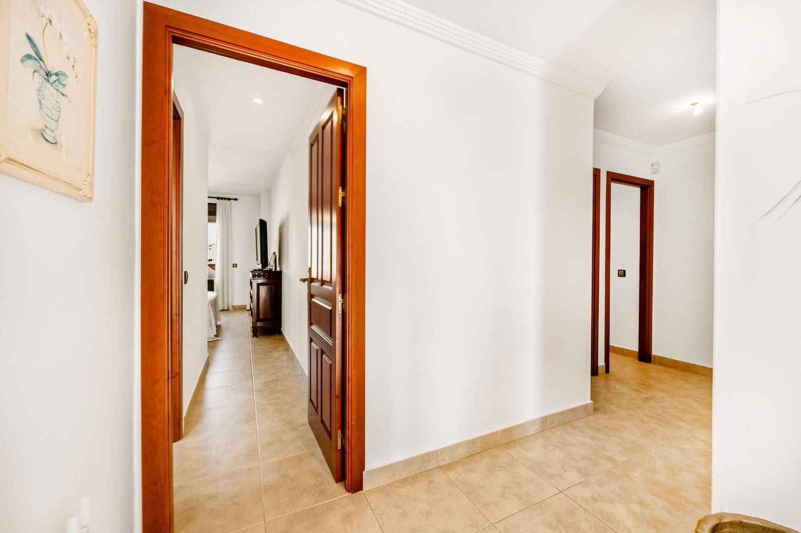 5 bedroom Villa for sale in Chiclana de la Frontera with pool garage - € 630,000 (Ref: 9622688)