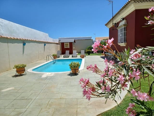 3 soverom Villa til salgs i Chiclana de la Frontera med svømmebasseng - € 310 000 (Ref: 9622689)