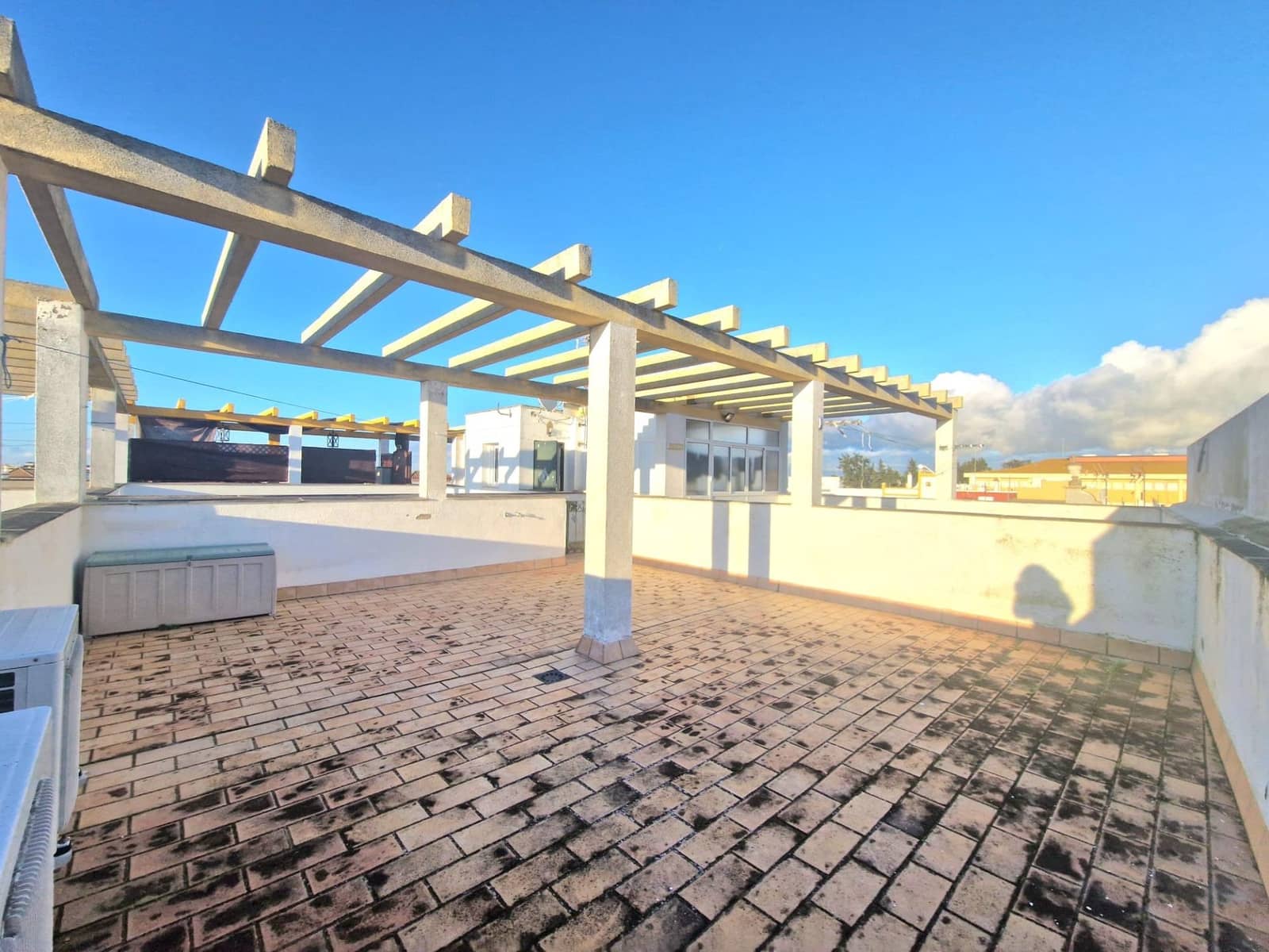 2 sovrum Lägenhet till salu i Chiclana de la Frontera - 155 000 € (Ref: 9622691)