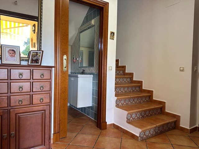 4 soverom Villa til salgs i Chiclana de la Frontera - € 437 000 (Ref: 9622692)