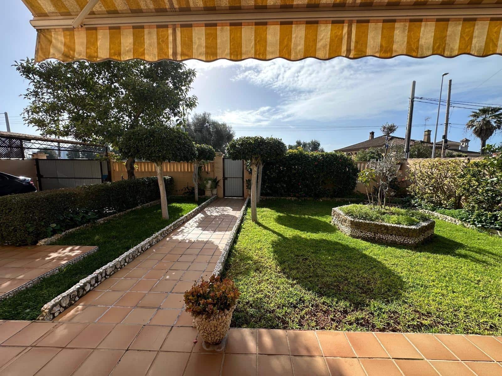 4 soverom Villa til salgs i Chiclana de la Frontera - € 437 000 (Ref: 9622692)