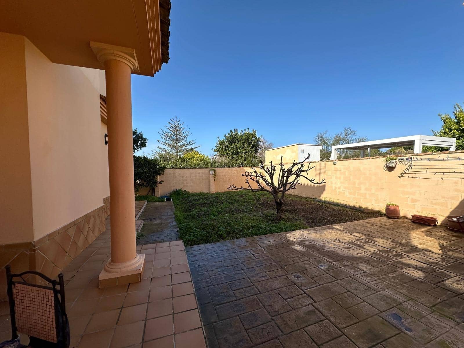 4 soverom Villa til salgs i Chiclana de la Frontera - € 437 000 (Ref: 9622692)