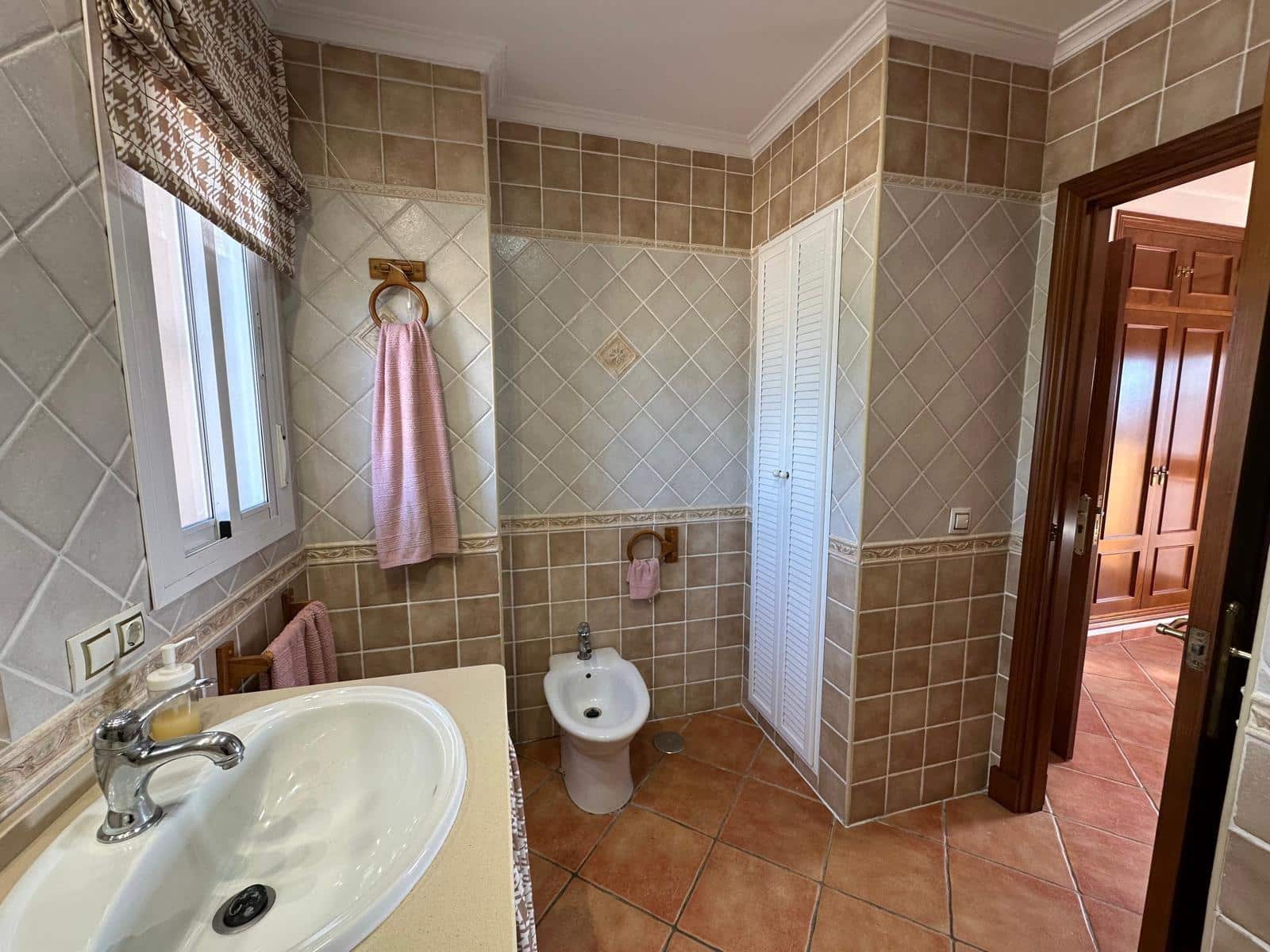 4 slaapkamer Villa te koop in Chiclana de la Frontera - € 437.000 (Ref: 9622692)