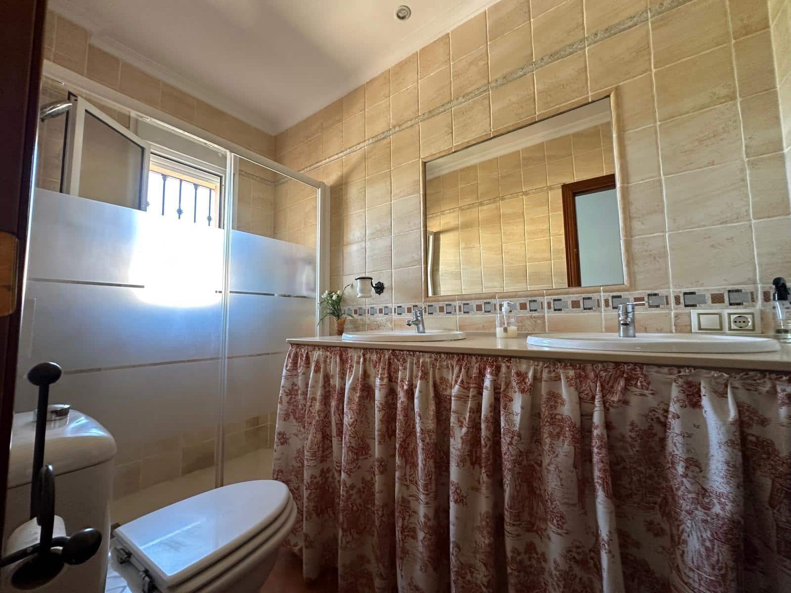 4 slaapkamer Villa te koop in Chiclana de la Frontera - € 437.000 (Ref: 9622692)