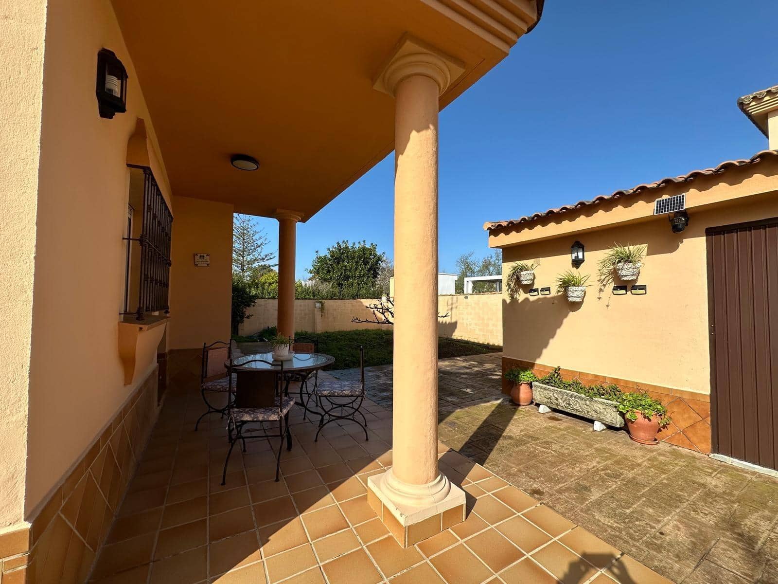 4 slaapkamer Villa te koop in Chiclana de la Frontera - € 437.000 (Ref: 9622692)