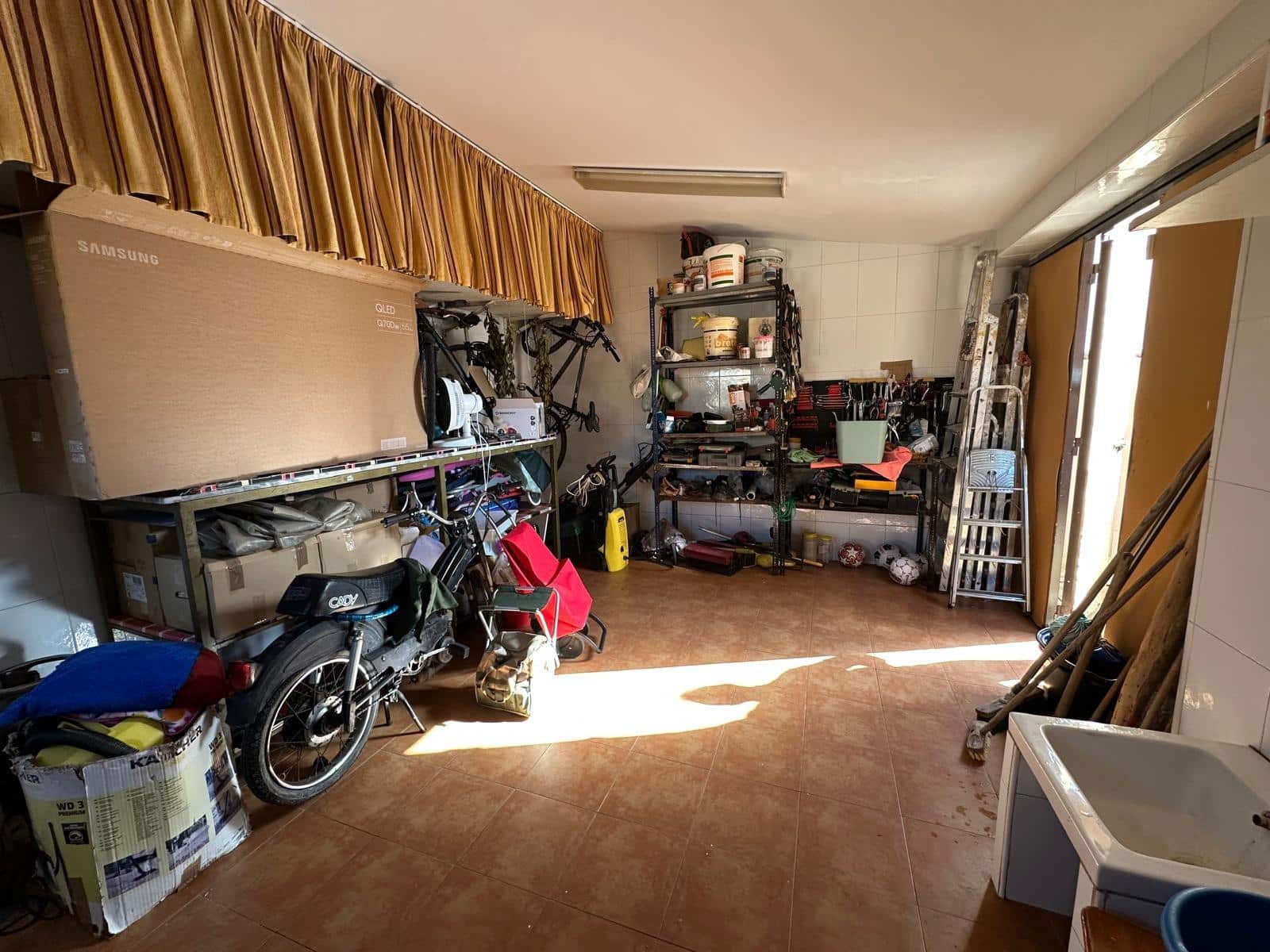 4 slaapkamer Villa te koop in Chiclana de la Frontera - € 437.000 (Ref: 9622692)