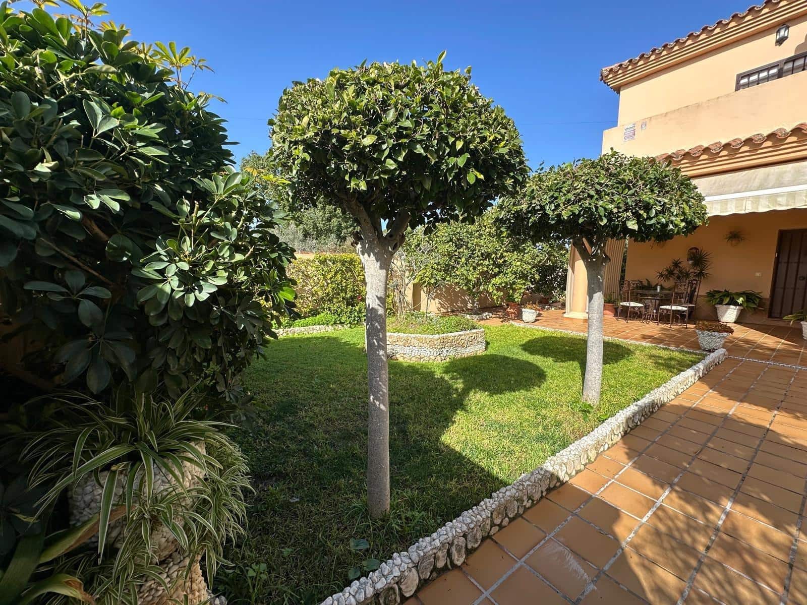 4 slaapkamer Villa te koop in Chiclana de la Frontera - € 437.000 (Ref: 9622692)