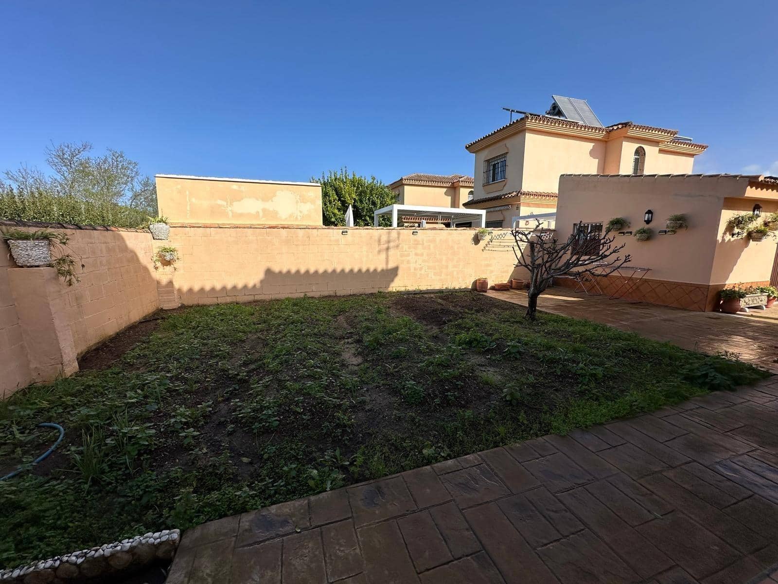 4 slaapkamer Villa te koop in Chiclana de la Frontera - € 437.000 (Ref: 9622692)