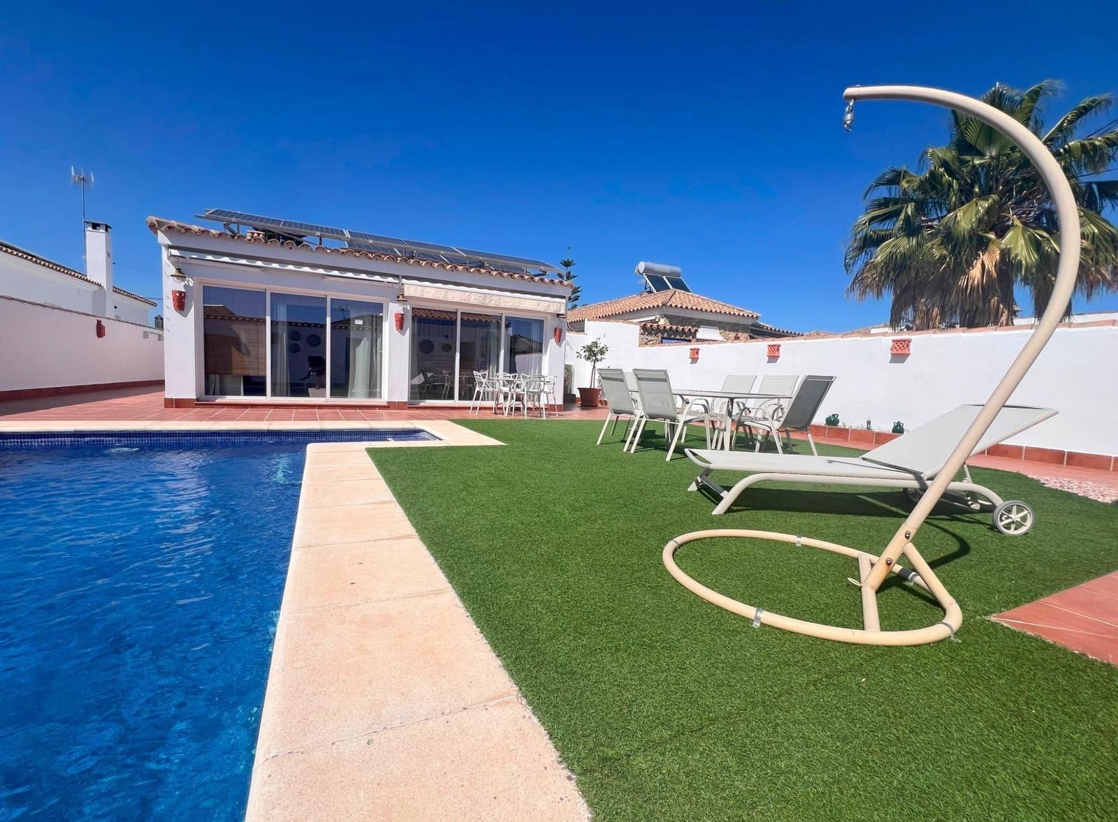 4 soverom Villa til salgs i Chiclana de la Frontera med svømmebasseng garasje - € 434 990 (Ref: 9622693)