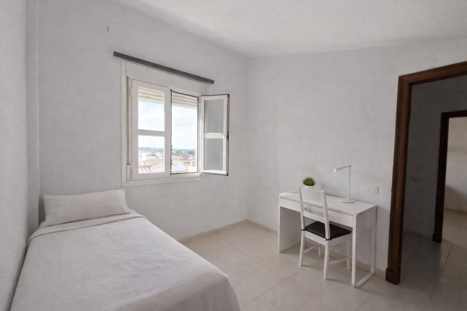 Apartamento de 3 habitaciones en Chiclana de la Frontera en venta con garaje - 175.000 € (Ref: 9622695)