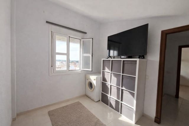 Apartamento de 3 habitaciones en Chiclana de la Frontera en venta con garaje - 175.000 € (Ref: 9622695)