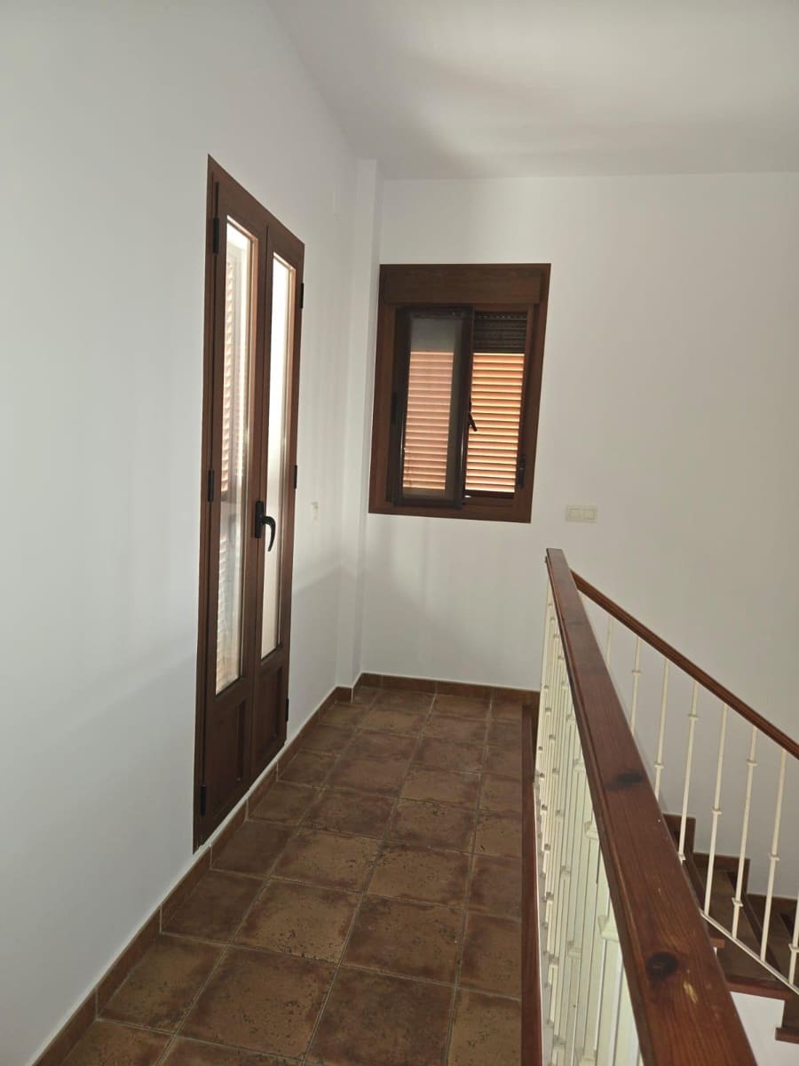 Chalet de 5 habitaciones en Chiclana de la Frontera en venta con garaje - 540.000 € (Ref: 9622696)