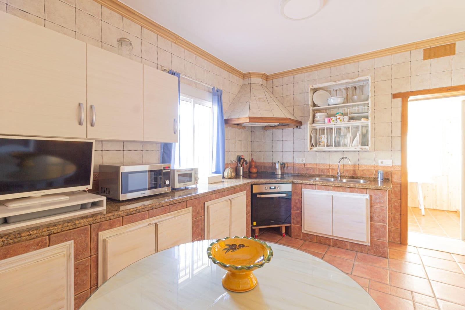 8 sovrum Villa till salu i Conil de la Frontera med garage - 600 000 € (Ref: 9625516)